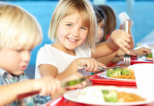 Directoarea creșelor din Ploiești, arestată preventiv pentru 30 de zile în dosarul furtului din mâncarea copiilor